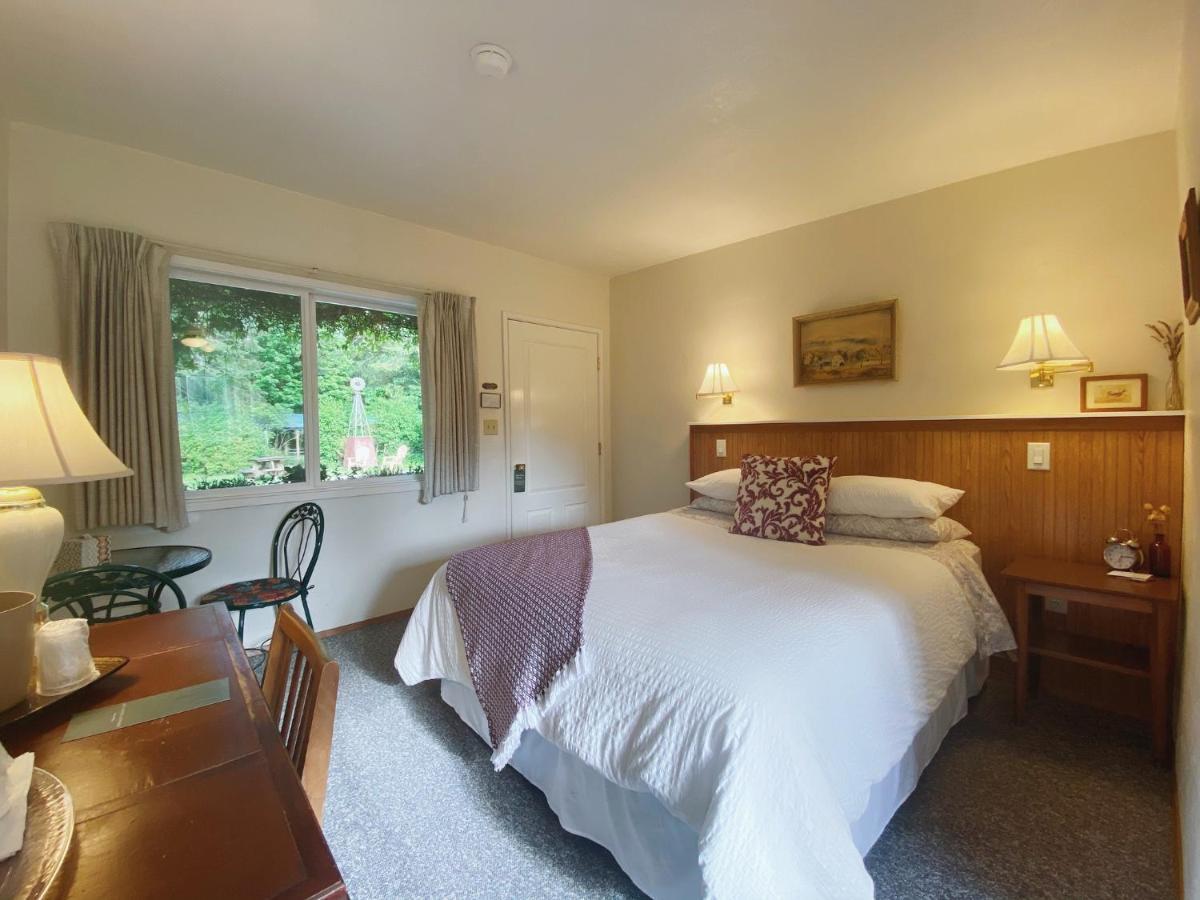 Emerald Valley Inn Port Crescent Extérieur photo