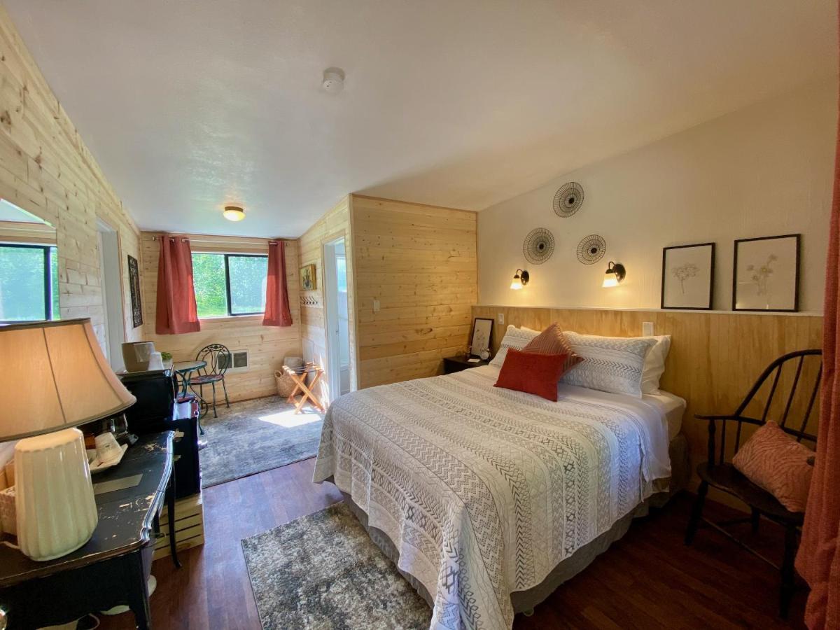 Emerald Valley Inn Port Crescent Extérieur photo
